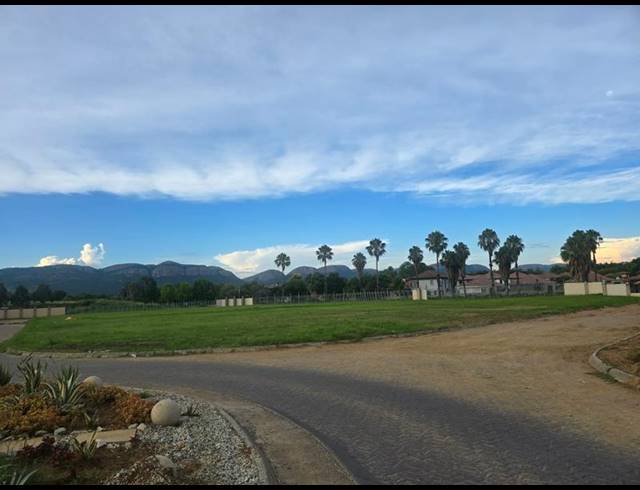 LAND FOR SALE IN THE ISLANDS ESTATES